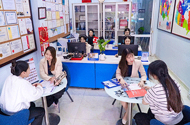 Triển lãm Du học 2025 mở rộng cơ hội cho học sinh Việt