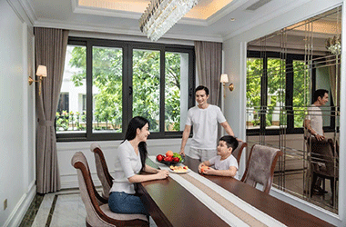 Eurowindow triển khai ưu đãi cho dòng cửa cách nhiệt trong mùa nắng nóng