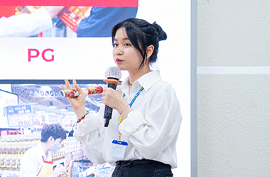 Học Quản trị kinh doanh: Sức hút từ mô hình thực tiễn