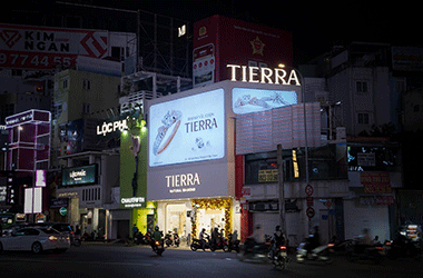 Tierra Diamond khai trương cửa hàng mới tại Ngã Sáu Phù Đổng