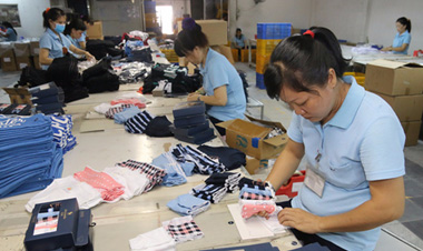 Mỗi gia đình công nhân chi tiêu hơn 9 triệu đồng/tháng