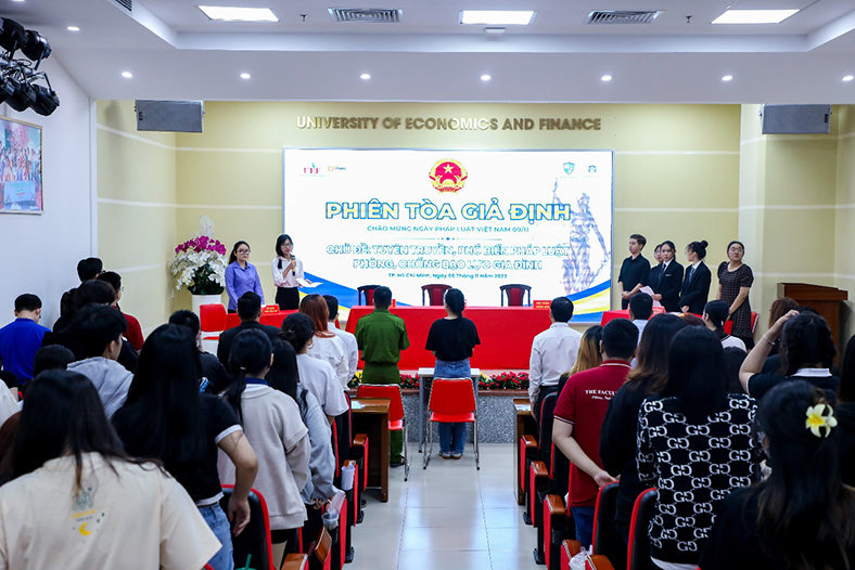 Cơ hội nhận học bổng cho thí sinh đăng ký ngành luật tại UEF