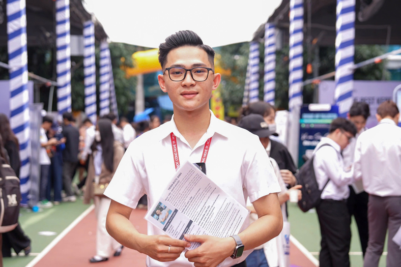 HUTECH Alumni Job Fair 2025: Cầu nối cựu sinh viên và thế hệ sau