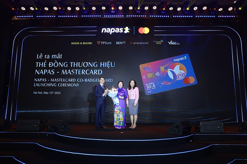 Hoàn tới 50% cho chủ thẻ Thanh toán tích hợp VikkiGO