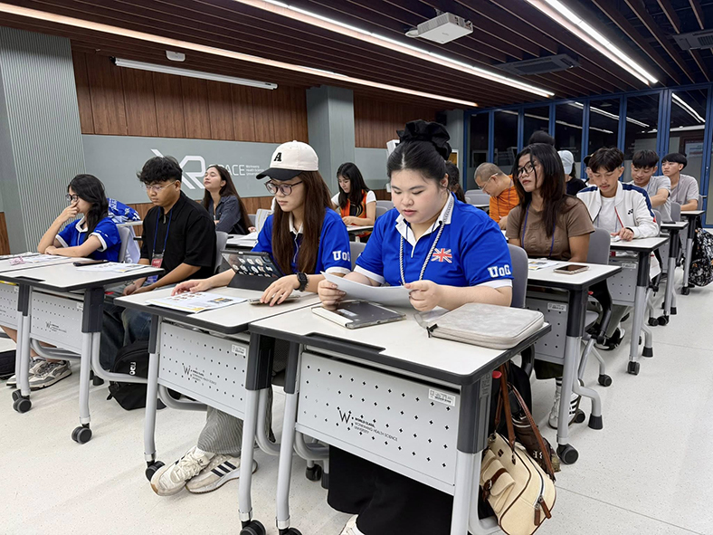 Chương trình cử nhân quốc tế xét tuyển với điều kiện dễ thở