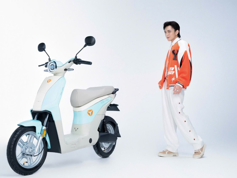 Yadea hỗ trợ người tiêu dùng chuyển đổi phương tiện xanh