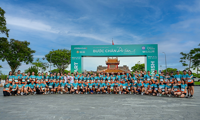 Bước chân di sản: giải chạy gây quỹ bảo tồn làng nghề Việt