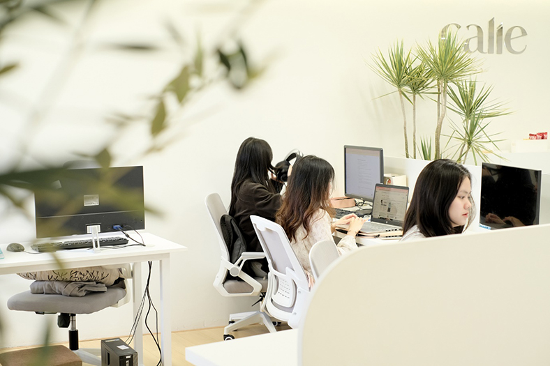 Người sáng lập thời trang Calie Lê Nhật Ly: 'Tôi thích... giải toán khó'