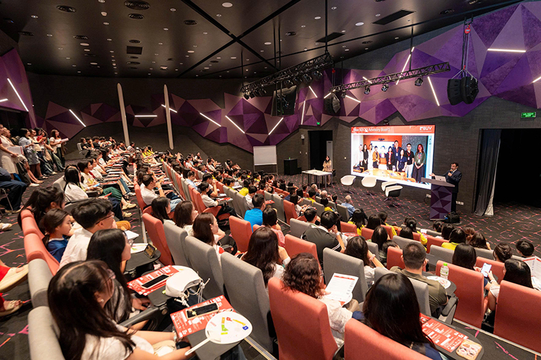 BUV đưa chương trình đào tạo từ đại học 200 năm ở Manchester về Việt Nam