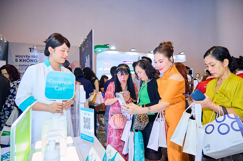 Curél tiếp tục đồng hành cùng Hội nghị Khoa học Da liễu