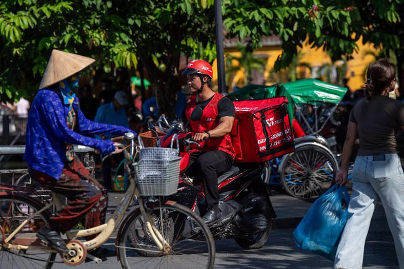 Đơn vị chuyển phát đẩy mạnh tiện ích giao nhận cho khách hàng cá nhân