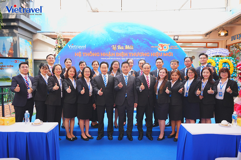 Vietravel ra mắt nhận diện thương hiệu mới, đánh dấu 30 năm phát triển
