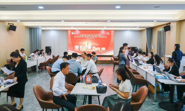 Người mua căn hộ The Win City được ký hợp đồng mua bán