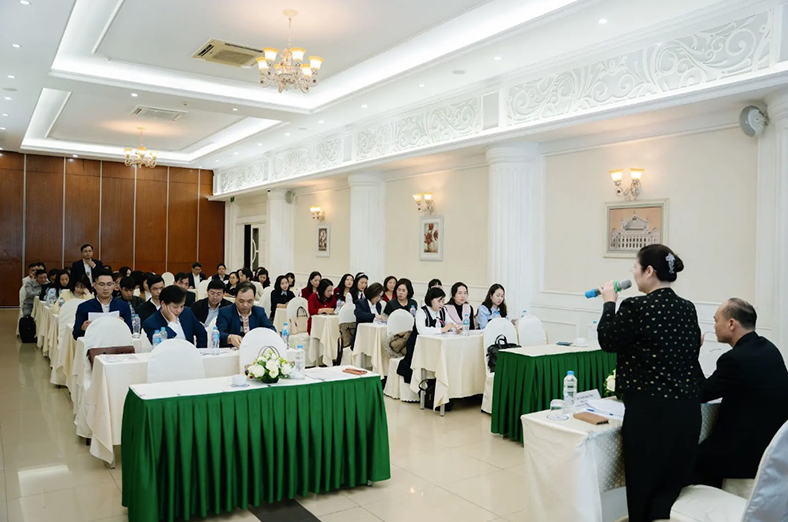 Tọa đàm xây dựng tài liệu giáo dục an toàn giao thông trong trường học