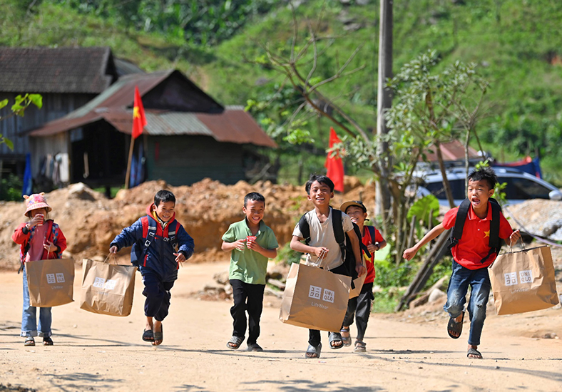Khát vọng học tập giữa núi rừng Trường Sơn