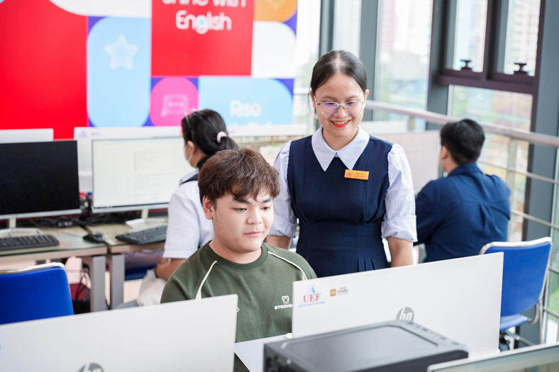 Thí sinh đăng ký kỳ thi V-SAT năm 2026 để mở rộng cơ hội vào đại học