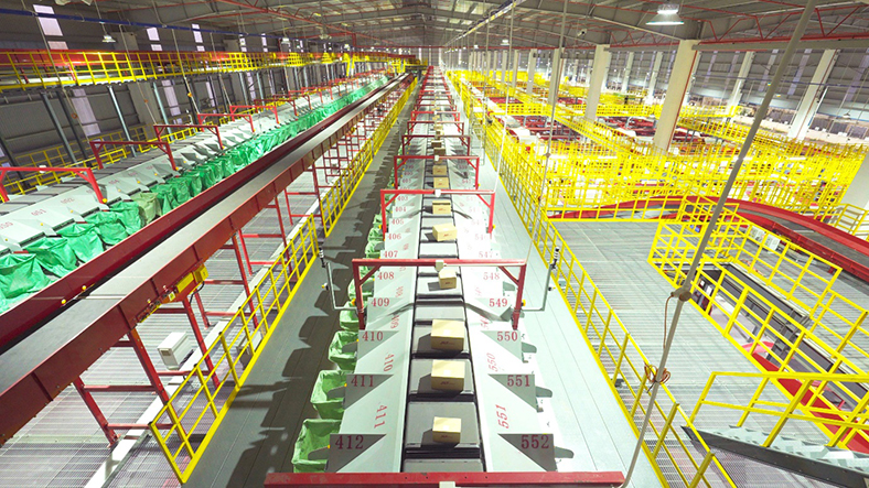 J&T Express thu hút lao động trẻ, thúc đẩy trải nghiệm số tại LOGFAIR 2026