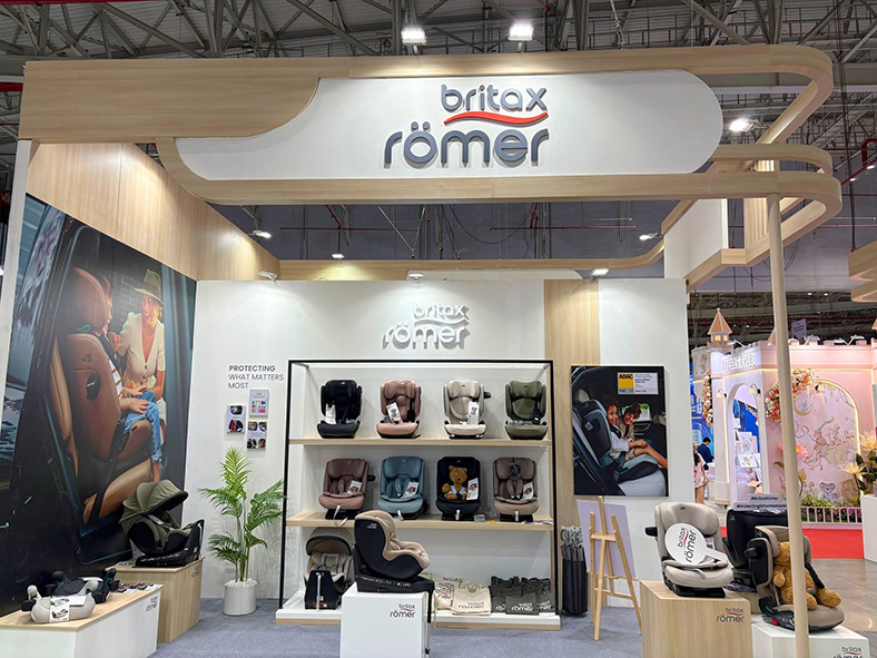 Ghế ô tô trẻ em Britax Romer của Đức xuất hiện tại Vietbaby Fair 2026