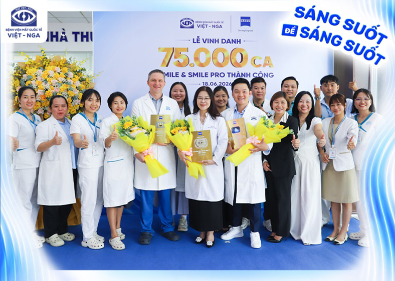 Mắt Việt - Nga dẫn đầu về xóa cận ZEISS SMILE Pro AI 4.0