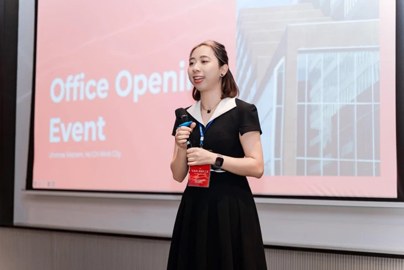Nền tảng nhà ở du học toàn cầu Uhomes.com khai trương văn phòng tại TP.HCM
