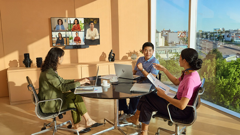 HP Poly Studio V12 - Giải pháp họp trực tuyến gọn gàng và linh hoạt