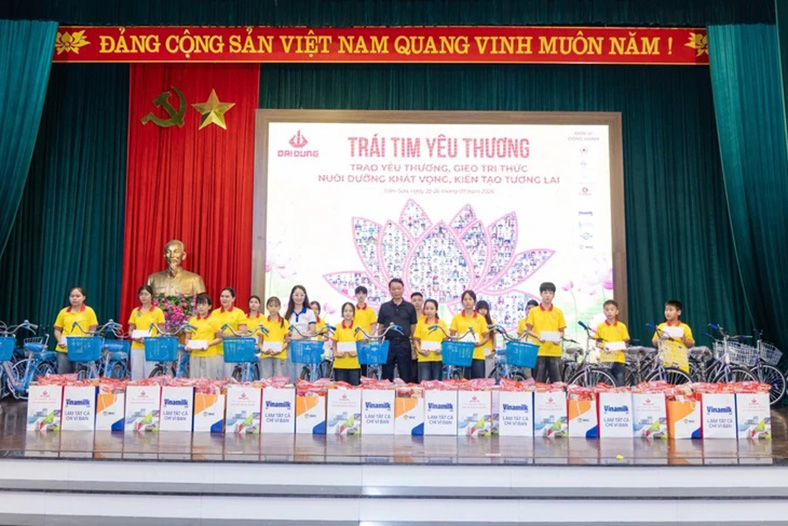 Chương trình 'Đại Dũng - Trái tim yêu thương'
