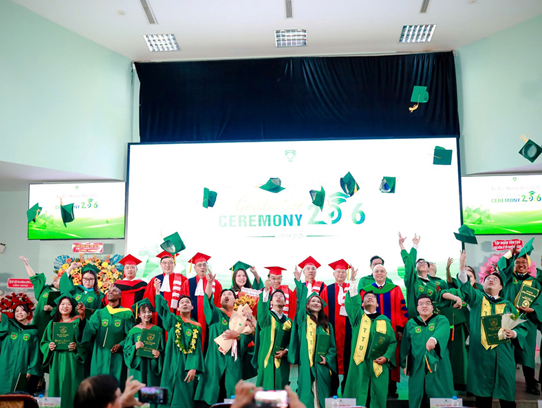 Trường Đại học Tân Tạo tổ chức lễ tốt nghiệp năm 2026