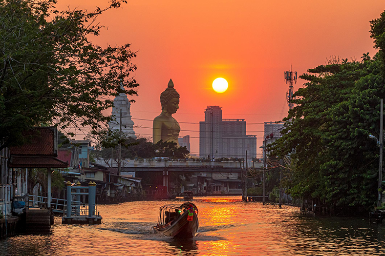 Bangkok - Nơi sự lãng mạn được viết nên từ những khoảnh khắc bên nhau