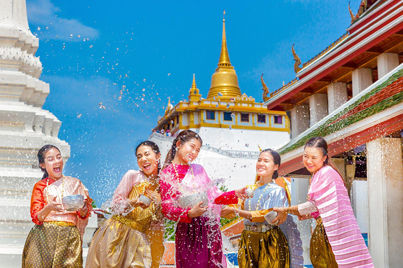 Bangkok - Nơi sự lãng mạn được viết nên từ những khoảnh khắc bên nhau