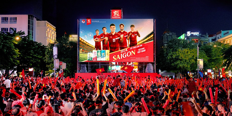 Bia Saigon "Kết triệu con tim" cùng người hâm mộ bóng đá Việt Nam