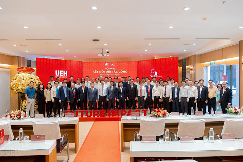 UEH và bước chuyển đồng sáng tạo: Đưa tri thức thành giải pháp thực tiễn