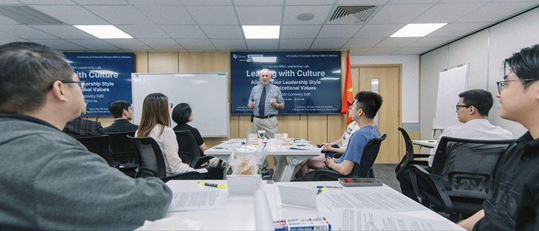 Khi MBA quốc tế đi vào bài toán doanh nghiệp Việt