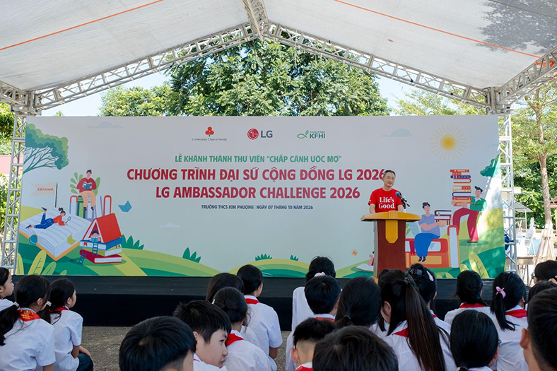 LG đưa công nghệ vào không gian học tập cho học sinh Thái Nguyên