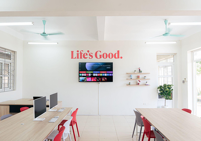 LG đưa công nghệ vào không gian học tập cho học sinh Thái Nguyên