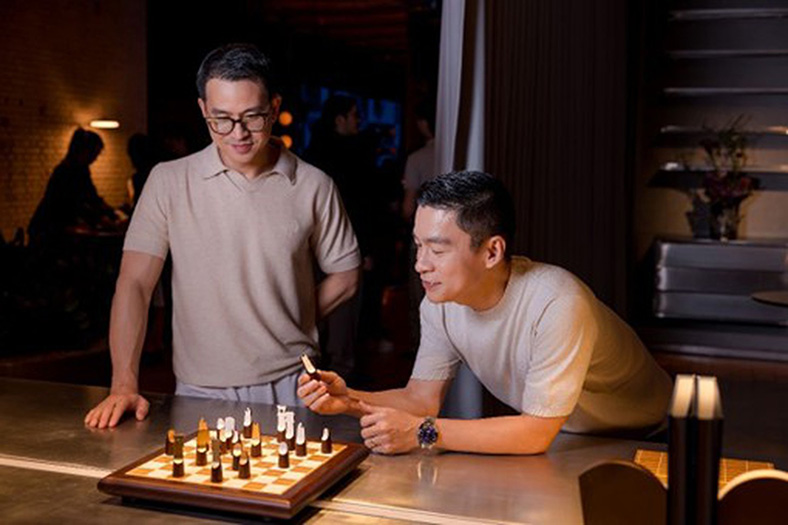 Hanoia giới thiệu sơn mài đương đại qua ngôn ngữ ánh sáng