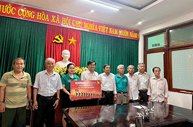 Hoàng Hà Mobile triển khai chương trình tri ân hội cựu chiến binh dịp 30-4