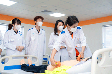 Bệnh viện đồng hành cùng HUTECH đào tạo bác sĩ
