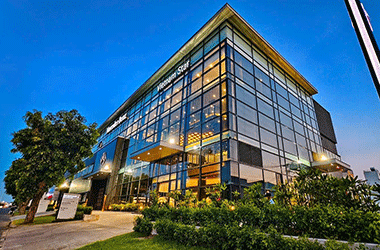 Cận cảnh showroom Mercedes-Benz Vietnam Star Phú Mỹ Hưng theo chuẩn toàn cầu