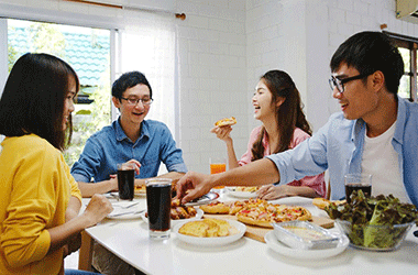 'Nâng cấp' bản thân để tận hưởng trọn vẹn mùa lễ hội