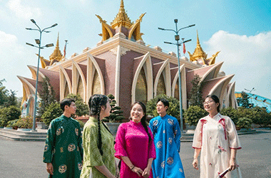 Lễ hội mùa xuân 'Tết người Việt - Ký ức trăm năm'