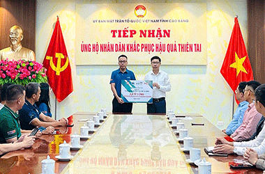 Wilmar CLV trao 15 tỉ đồng hỗ trợ khắc phục hậu quả bão lũ