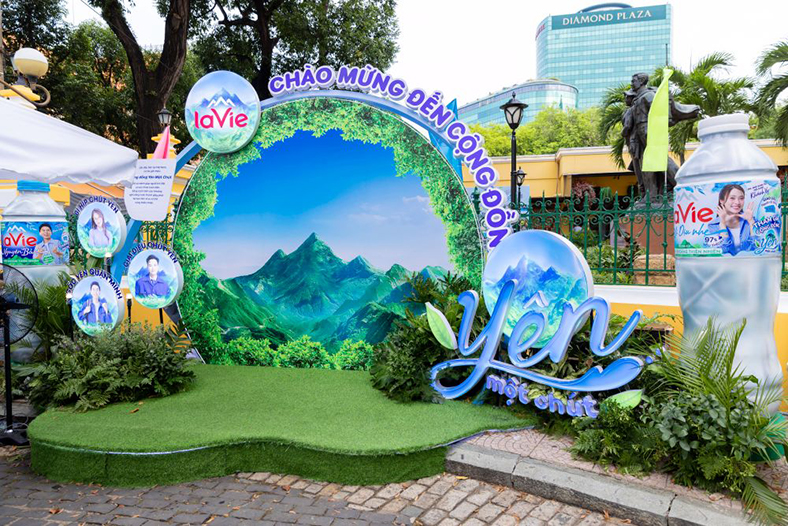 La Vie ra mắt cộng đồng Yên một chút