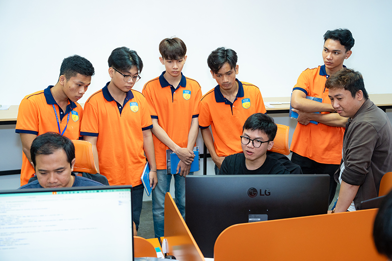 Đón đầu cơ hội nghề nghiệp với chương trình Việt - Hàn HUTECH