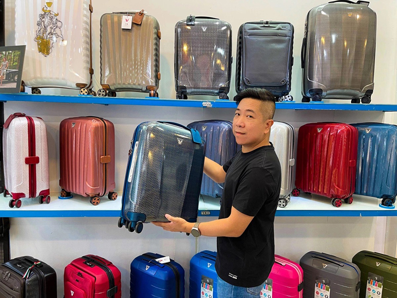 Chọn vali du lịch chuẩn Ý cùng KOS Shop