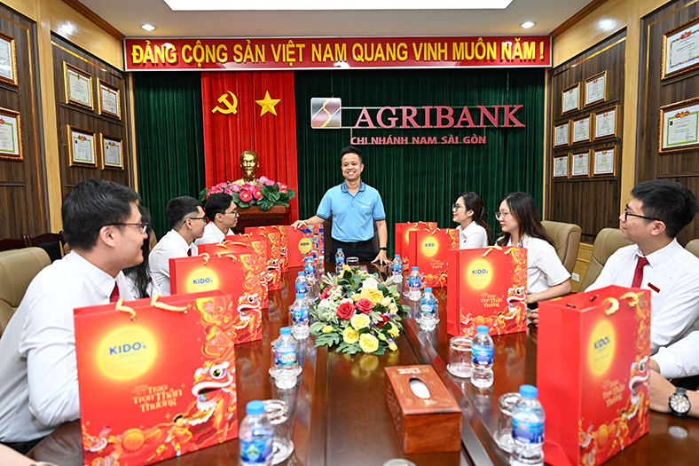 Thị trường trung thu nóng dần, loạt doanh nghiệp lớn đã "chốt đơn"