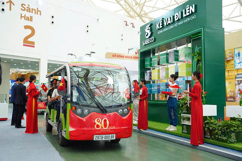 SABECO khẳng định vị thế thương hiệu tại Triển lãm thành tựu đất nước