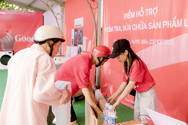 LG hỗ trợ sửa chữa thiết bị, đồng hành cùng người dân sau bão