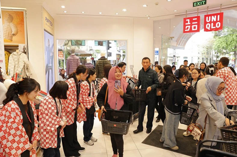 Khi văn hóa phục vụ trở thành lợi thế với UNIQLO