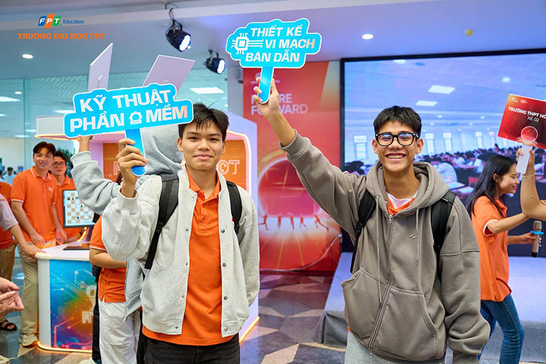 Chuỗi Open Day Trường ĐH FPT thu hút đông đảo học sinh THPT