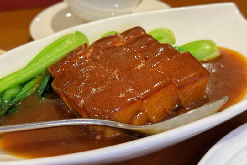 Khám phá mỹ vị ẩm thực Quảng Đông tại Ngân Đình Sài Gòn